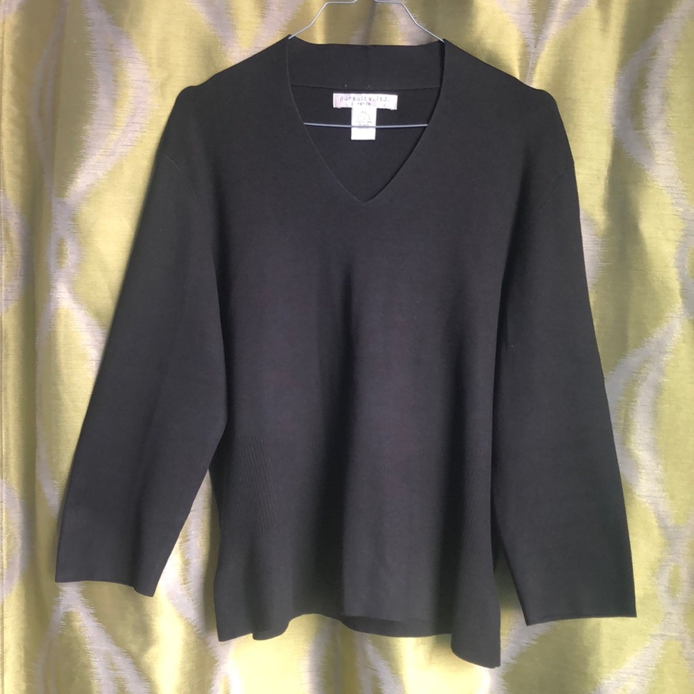 Pursuits, Ltd Black V-neck Knit Sweater size PXL